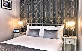 Elagh View Bed & Breakfast